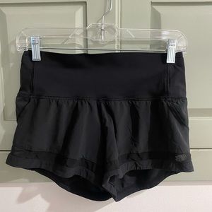 lululemon athletica black shorts size 4